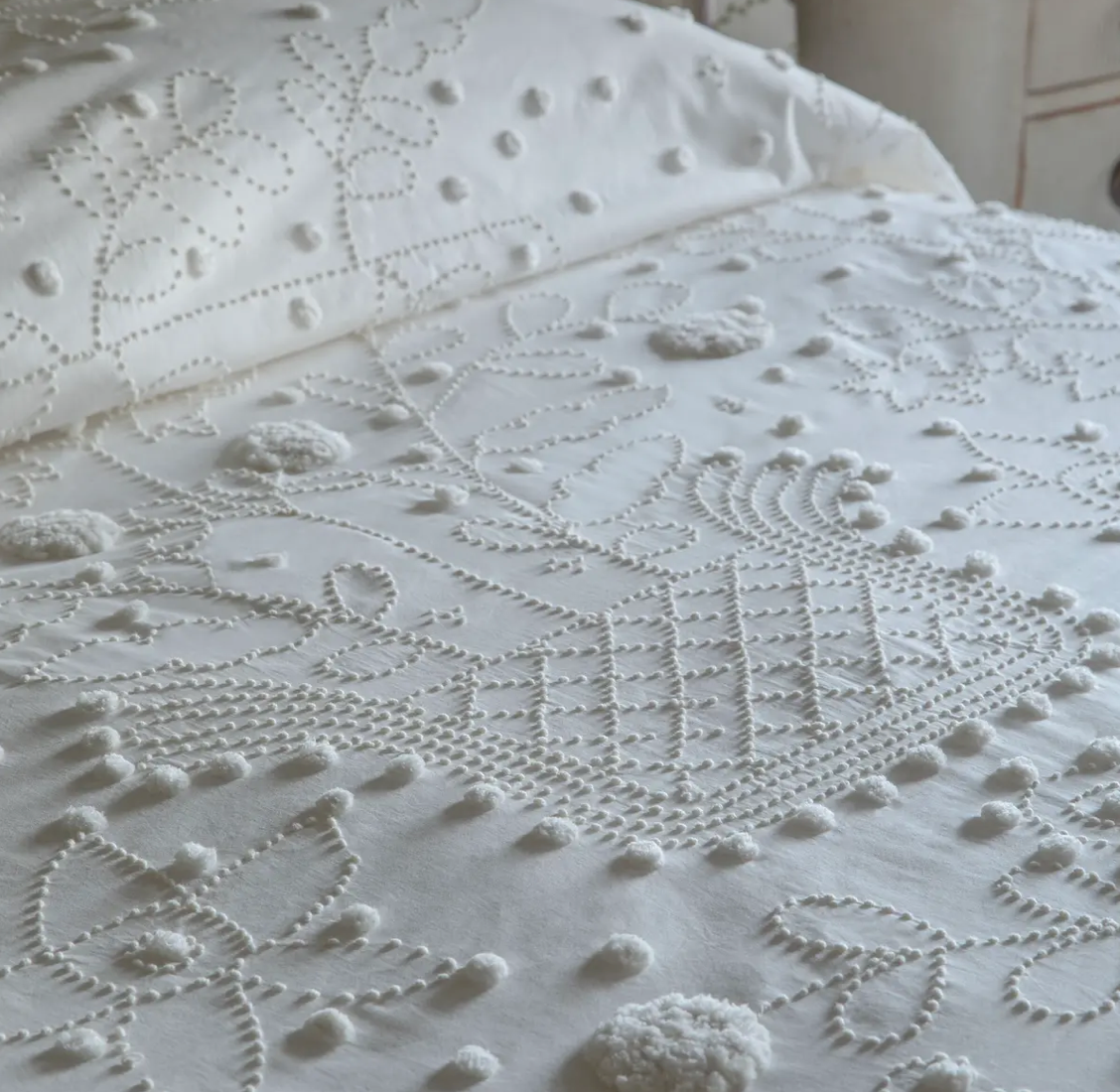 Chelsea Textiles Pom Pom Bedcover